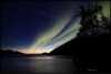 Bilde av nordlys over havet